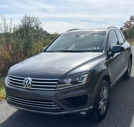 2016 Volkswagen Touareg Lux