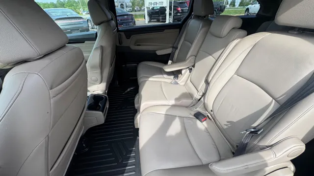 2018 Honda Odyssey Elite - Photo 12