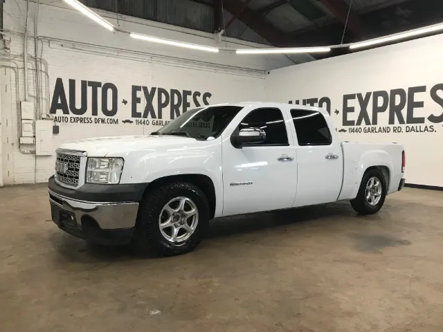2011 GMC Sierra's photo