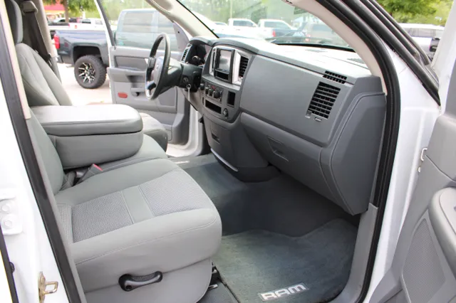 2007 Dodge Ram 2500 Pickup ST - Photo 19