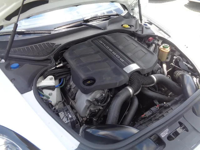 2015 Porsche Panamera S - Photo 109