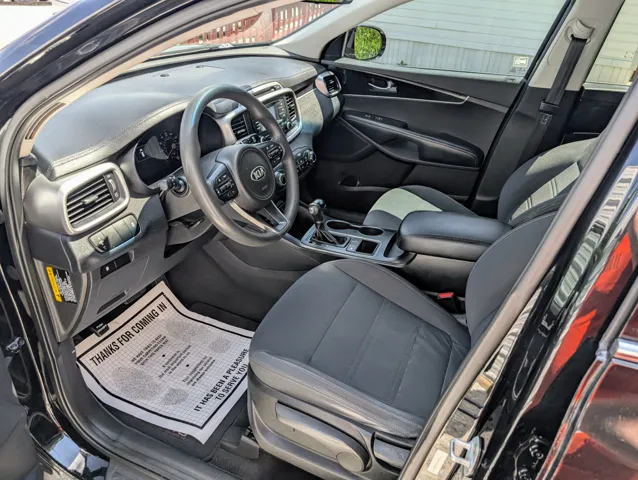 2018 Kia Sorento LX photo 5