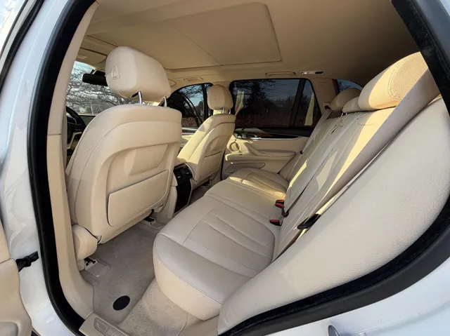 2015 BMW X5 xDrive35d - Photo 37