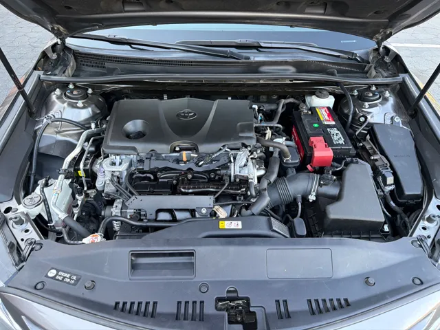 2019 Toyota Camry SE - Photo 11