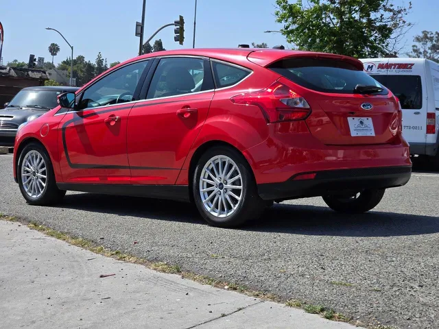 2014 Ford Focus Electric - Photo 12