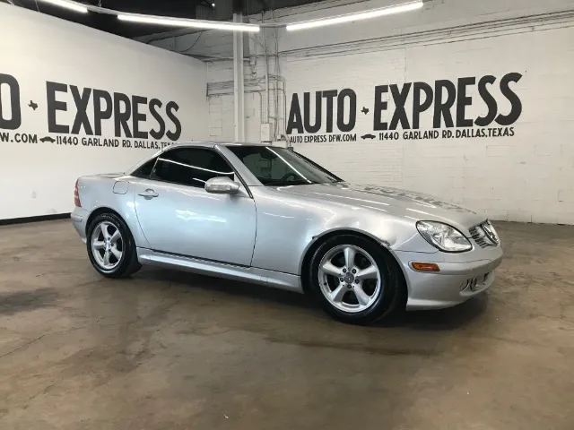 2004 Mercedes-Benz SLK SLK320's photo