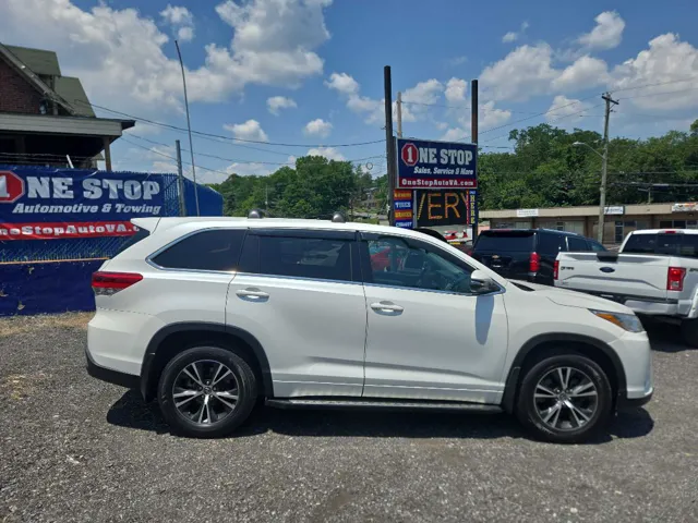 2017 Toyota Highlander