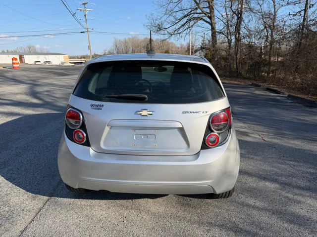 2015 Chevrolet Sonic LT - Photo 7