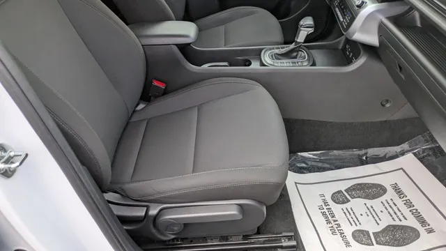 2025 Hyundai Kona SEL - Photo 24
