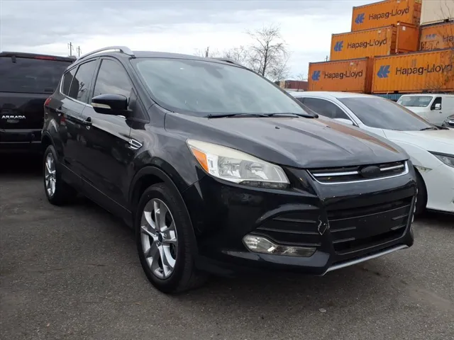 2015 Ford Escape Titanium's photo