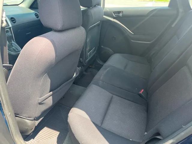 2004 Toyota Matrix XR - Photo 7
