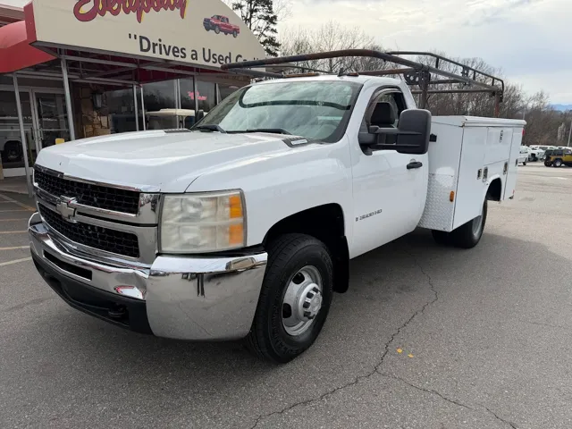 2007 Chevrolet Silverado 3500 Chassis Cab's photo