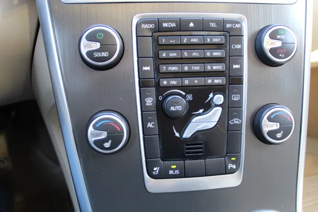 2014 Volvo XC60 3.2 - Photo 22