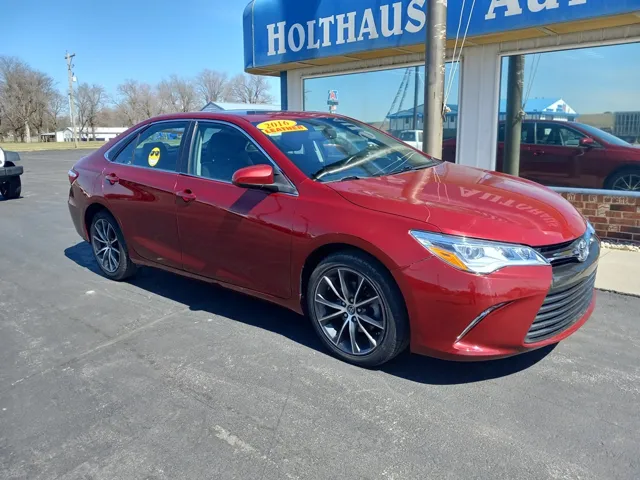 2016 Toyota Camry XSE