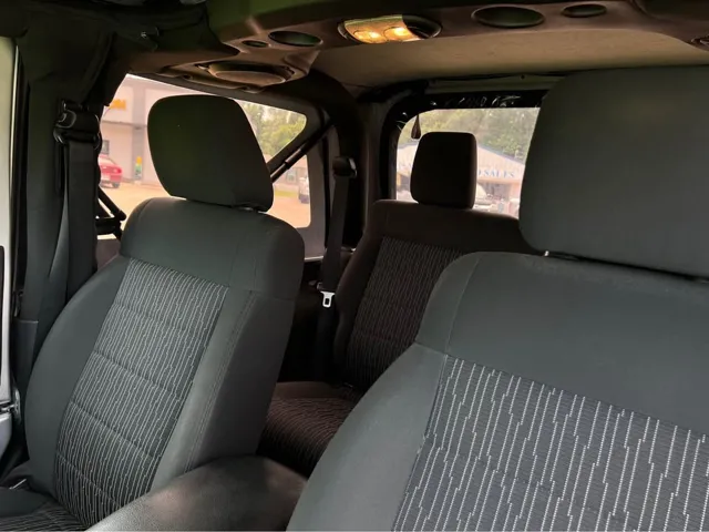 2011 Jeep Wrangler Sport - Photo 14