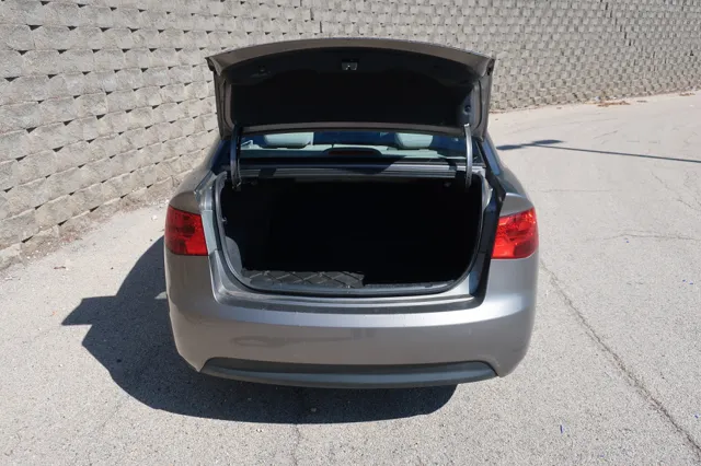 2010 Kia Forte EX - Photo 6