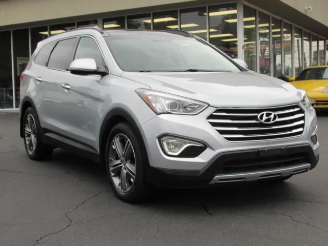 2015 Hyundai Santa Fe Limited's photo