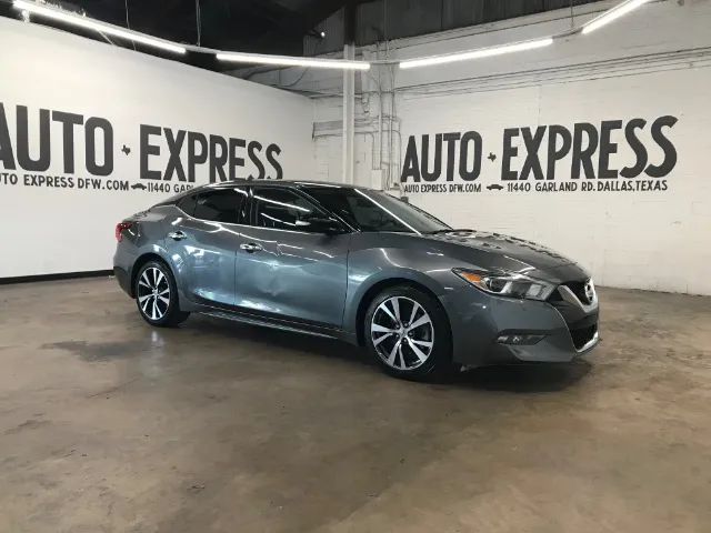 2017 Nissan Maxima SV FWD photo
