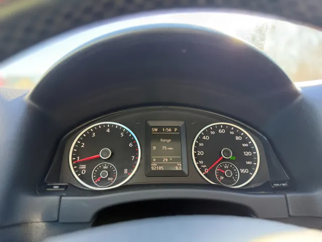 2010 Volkswagen Tiguan SEL - Photo 40