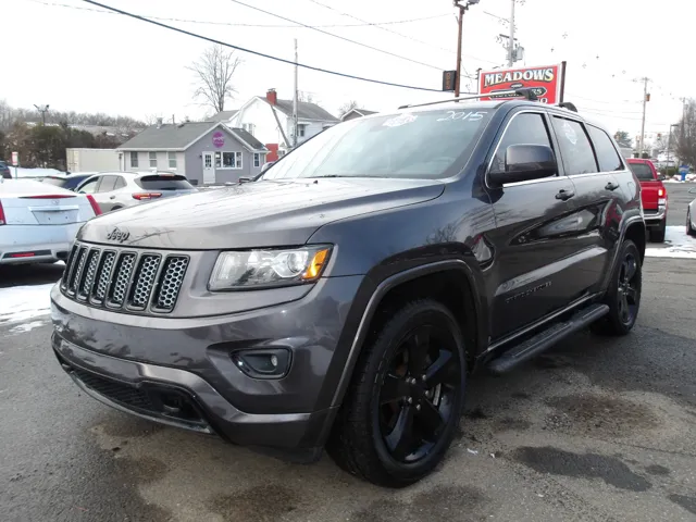 2015 Jeep Grand Cherokee Altitude's photo