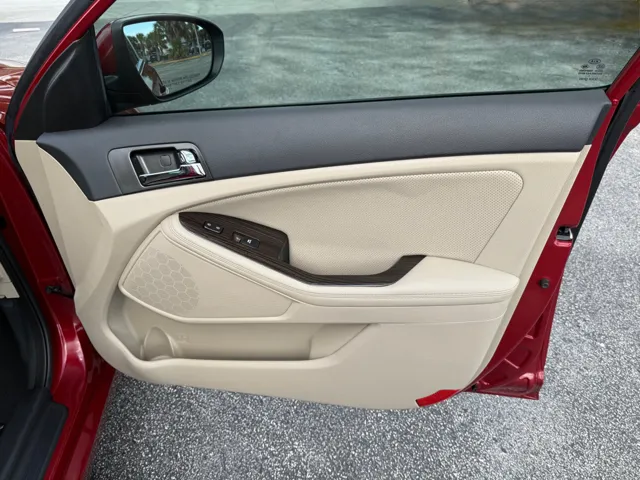 2012 Kia Optima EX - Photo 19