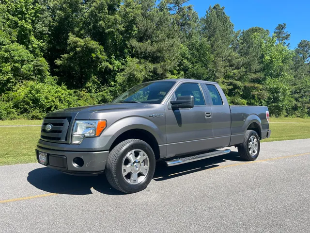 2009 Ford F-150 STX SuperCab 145-in Styleside's photo