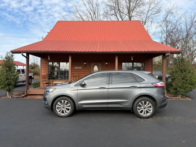 2023 Ford Edge Titanium