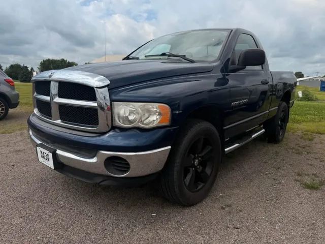 2004 Dodge Ram 1500 Pickup SLT
