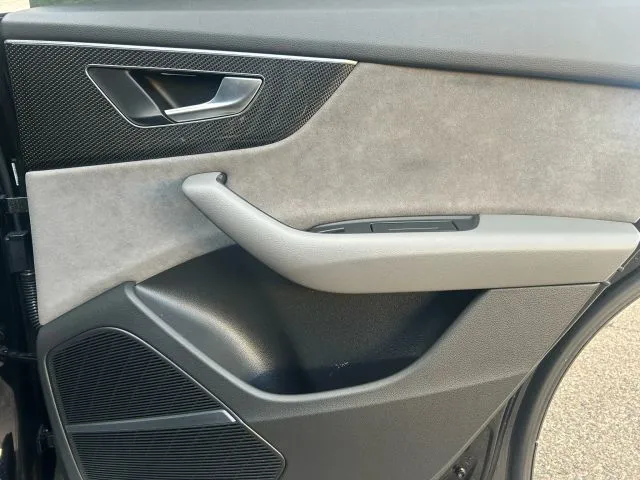 2021 Audi SQ8 Premium Plus - Photo 16