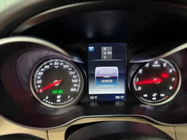 2016 Mercedes Benz C 300 photo 9