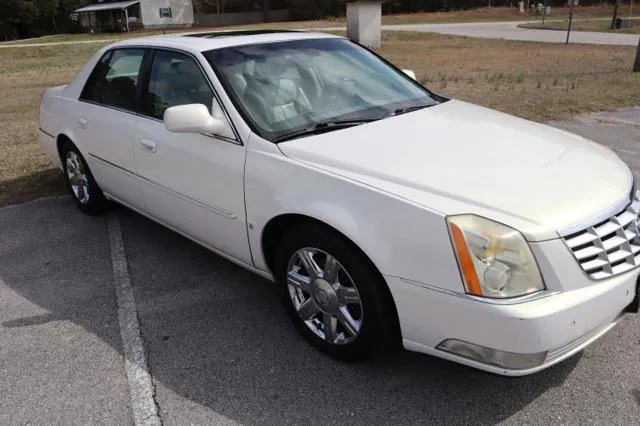 2007 Cadillac DTS - Photo 43