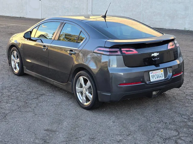2011 Chevrolet Volt Base - Photo 11