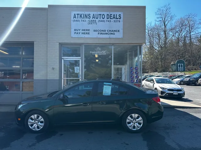 2014 Chevrolet Cruze LS's photo