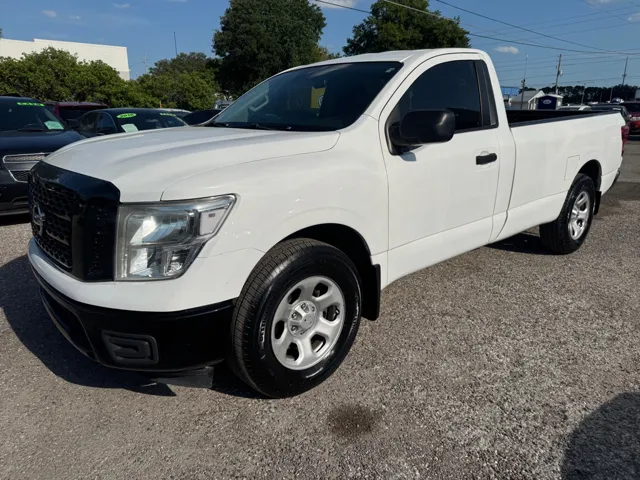 2017 Nissan Titan