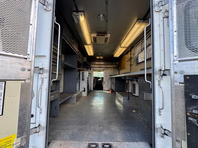 2009 Chevrolet G30 Hi-Cube 