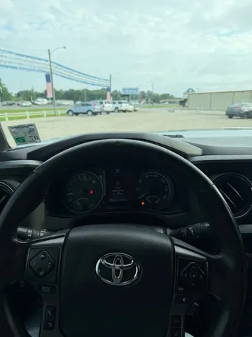 2019 Toyota Tacoma TRD Off Road - Photo 17