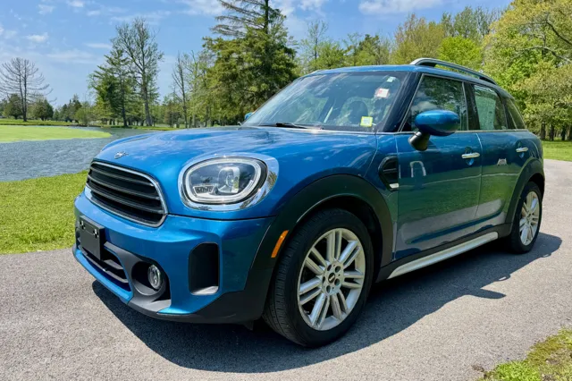 2022 MINI Countryman's photo