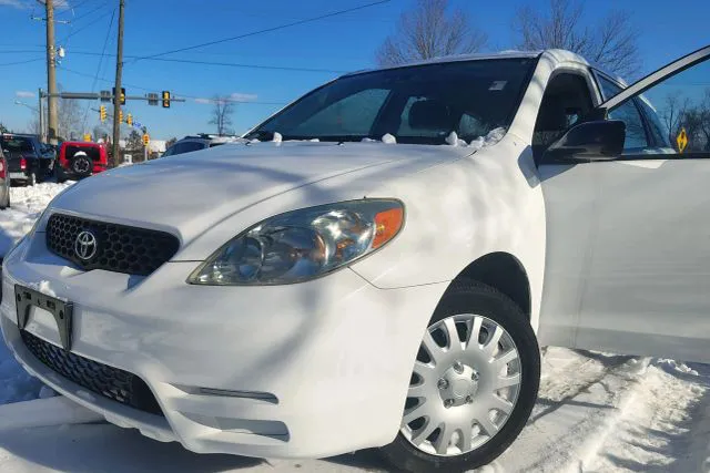 2003 Toyota Matrix Base