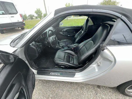 2001 Porsche 911 Carrera's photo