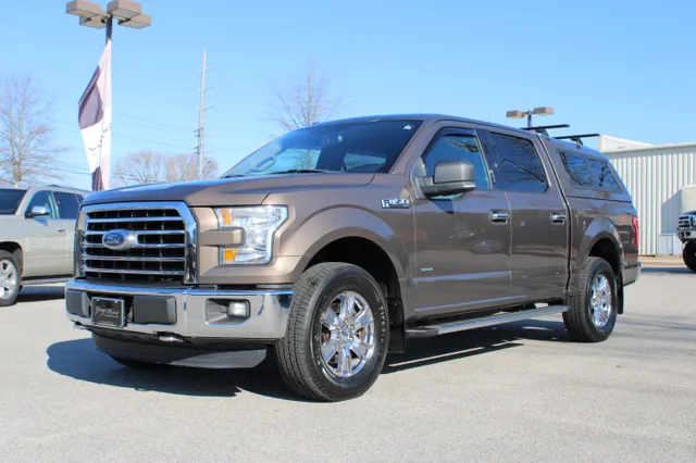 2015 Ford F-150 XLT's photo