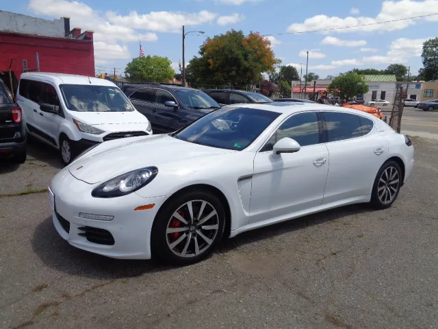 2015 Porsche Panamera S - Photo 66