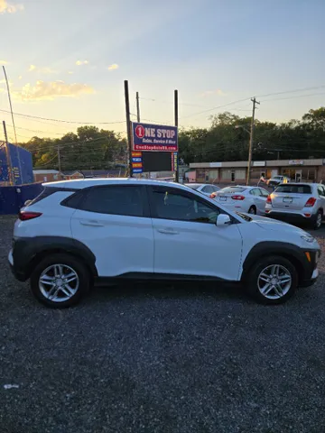 2020 Hyundai Kona SE's photo