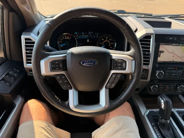 2015 Ford F-150 photo 9