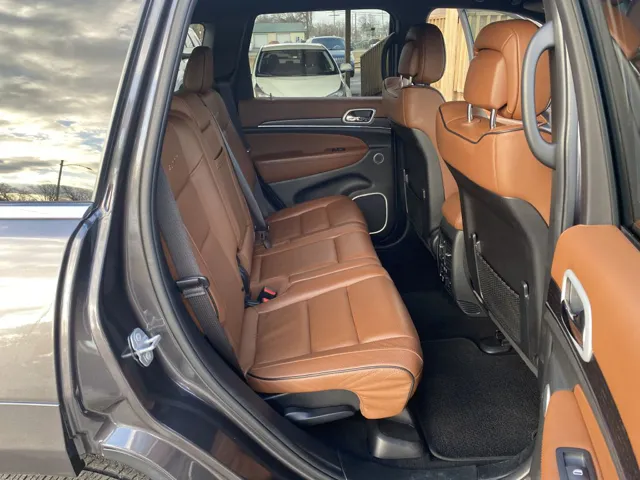 2020 Jeep Grand Cherokee Summit - Photo 17