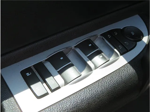 2009 Chevrolet Silverado 1500 LT Z71 photo 3
