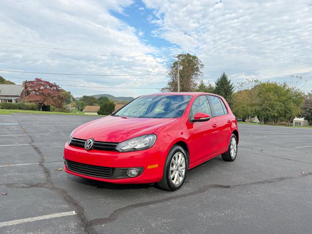 2012 Volkswagen Golf 2.0L 4-Door TDI