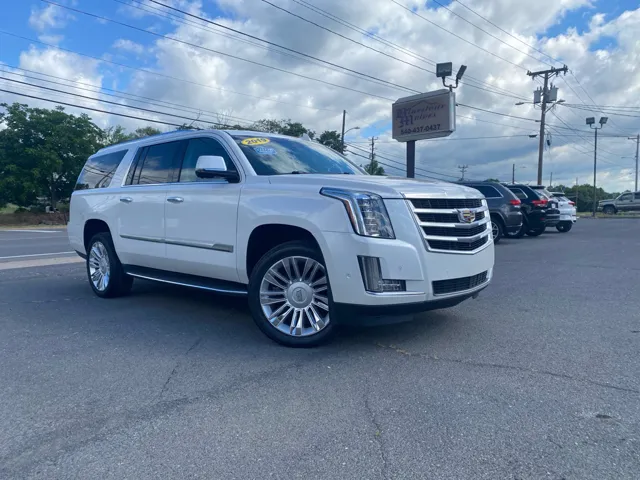 2019 Cadillac Escalade ESV AWD Luxury's photo