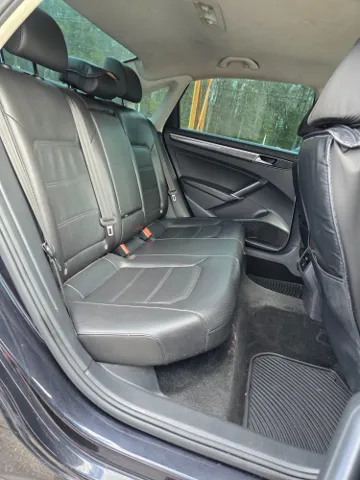 2018 Volkswagen Passat SE - Photo 20