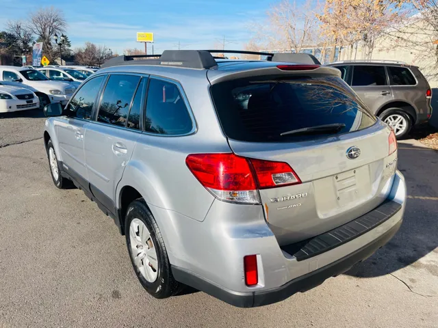 2012 Subaru Outback Base - Photo 7