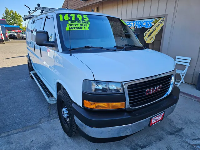 2017 GMC Savana Cargo Van